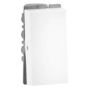 Havells Fabio One way switch 16A AHFSXXW161